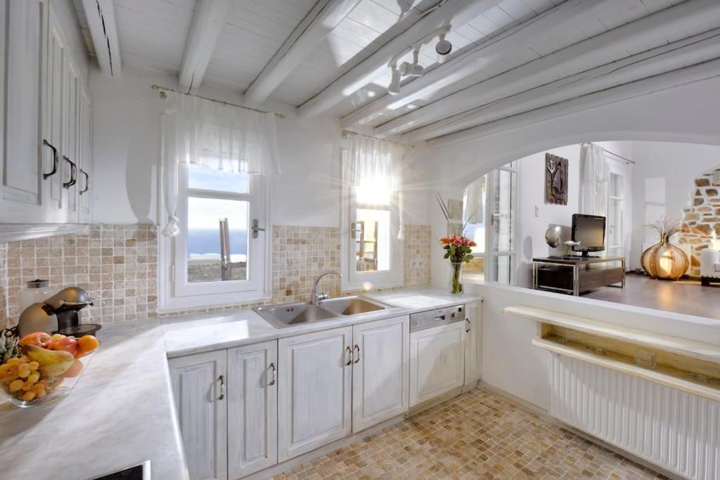 Mykonos Sea View Luxury Villa By Calypso Sunset Villas Mykonos Town Exterior foto